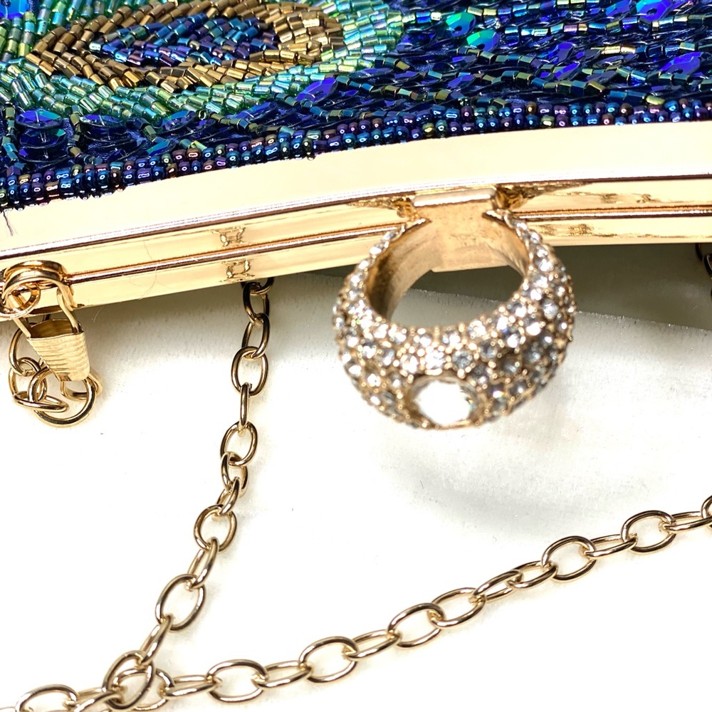 Sequin Peacocks  Clutch - Picture 3 of 6